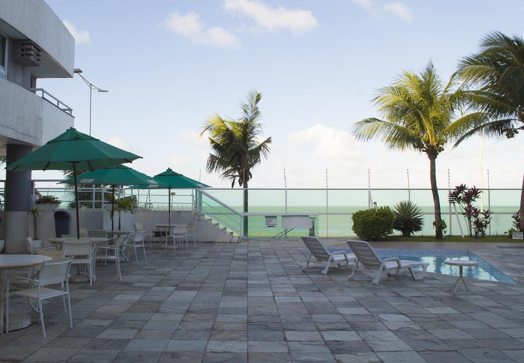 Apartamentos Deluxe Ponta Negra Beach นาตาล ภายนอก รูปภาพ